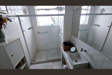 Casa à venda com 180m², 7 quartos e 3 vagas