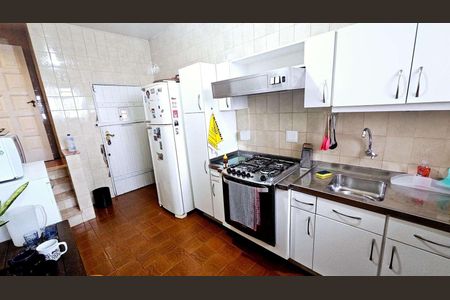 Casa à venda com 180m², 7 quartos e 3 vagas