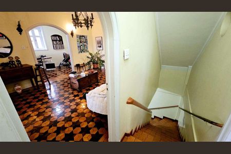 Casa à venda com 180m², 7 quartos e 3 vagas