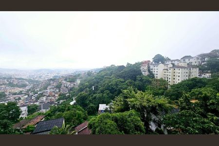 Casa à venda com 180m², 7 quartos e 3 vagas