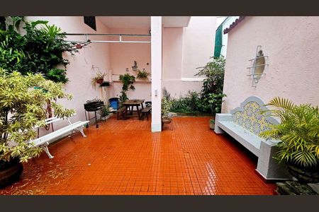 Casa à venda com 180m², 7 quartos e 3 vagas