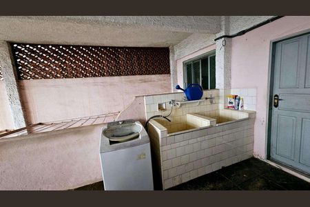 Casa à venda com 180m², 7 quartos e 3 vagas