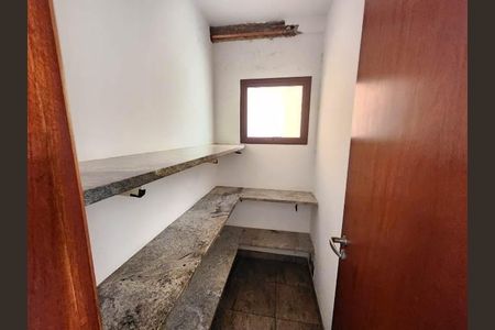 Apartamento à venda com 235m², 4 quartos e 4 vagas