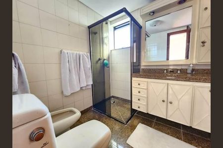 Apartamento à venda com 235m², 4 quartos e 4 vagas