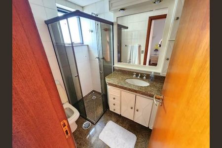 Apartamento à venda com 235m², 4 quartos e 4 vagas