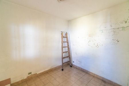 Casa à venda com 159m², 2 quartos e 3 vagasQuarto de Serviço