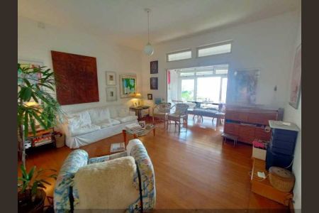 Apartamento à venda com 75m², 3 quartos e sem vaga