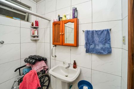Apartamento à venda com 70m², 2 quartos e 1 vaga Apartamento à venda com 70m², 2 quartos e 1 vagaBanheiro