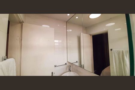 Apartamento à venda com 72m², 3 quartos e 1 vagaBanheiro da Suíte