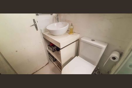 Apartamento à venda com 72m², 3 quartos e 1 vagaBanheiro da Suíte