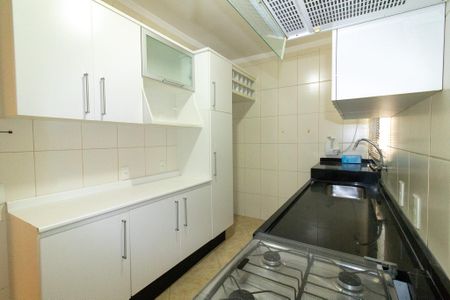 Apartamento à venda com 86m², 2 quartos e 1 vaga Apartamento à venda com 86m², 2 quartos e 1 vagaCozinha