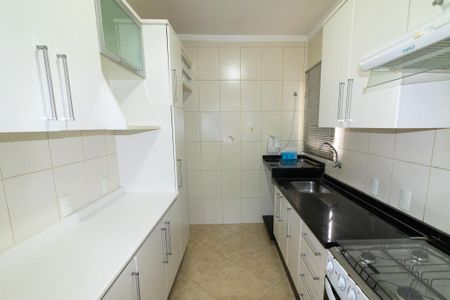 Apartamento à venda com 86m², 2 quartos e 1 vaga Apartamento à venda com 86m², 2 quartos e 1 vagaCozinha