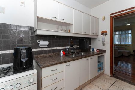 Apartamento para alugar com 97m², 2 quartos e sem vagaCozinha