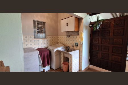 Casa à venda com 285m², 4 quartos e 5 vagasÁrea de Serviço 