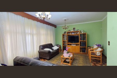 Casa à venda com 285m², 4 quartos e 5 vagasSala