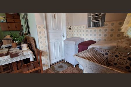 Casa à venda com 285m², 4 quartos e 5 vagasÁrea de Serviço 