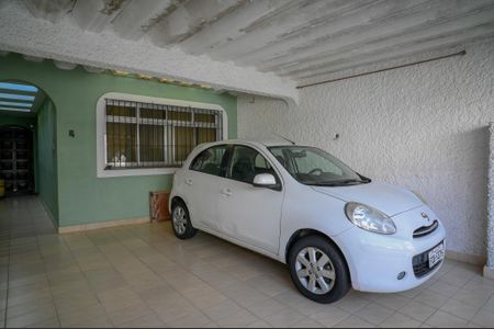 Casa à venda com 170m², 3 quartos e 2 vagas Casa à venda com 170m², 3 quartos e 2 vagasGaragem