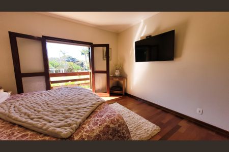 Casa de condomínio à venda com 630m², 5 quartos e 6 vagas Casa de condomínio à venda com 630m², 5 quartos e 6 vagasSuíte 1