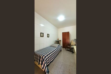 Casa de condomínio à venda com 630m², 5 quartos e 6 vagas Casa de condomínio à venda com 630m², 5 quartos e 6 vagasQuarto de Serviço