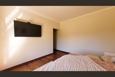 Casa de condomínio à venda com 630m², 5 quartos e 6 vagas Casa de condomínio à venda com 630m², 5 quartos e 6 vagasSuíte 1