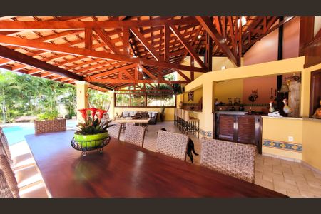 Casa de condomínio à venda com 630m², 5 quartos e 6 vagas Casa de condomínio à venda com 630m², 5 quartos e 6 vagasÁrea gourmet