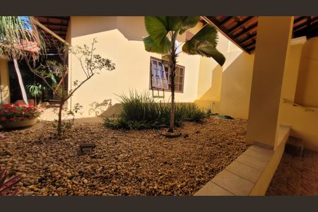 Casa de condomínio à venda com 630m², 5 quartos e 6 vagas Casa de condomínio à venda com 630m², 5 quartos e 6 vagasHall de Entrada