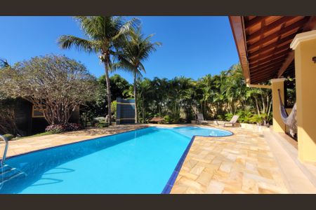 Casa de condomínio à venda com 630m², 5 quartos e 6 vagas Casa de condomínio à venda com 630m², 5 quartos e 6 vagasPiscina