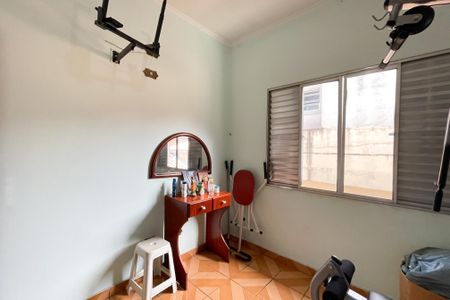 Casa à venda com 230m², 4 quartos e 2 vagas Casa à venda com 230m², 4 quartos e 2 vagasQuarto 1