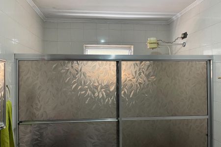 Casa à venda com 230m², 4 quartos e 2 vagas Casa à venda com 230m², 4 quartos e 2 vagasBanheiro 1