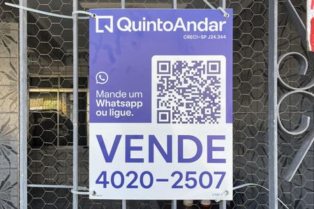 Casa à venda com 230m², 4 quartos e 2 vagas Casa à venda com 230m², 4 quartos e 2 vagasPlaca
