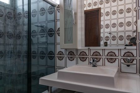 Apartamento à venda com 300m², 4 quartos e 2 vagasBanheiro da Suíte 1