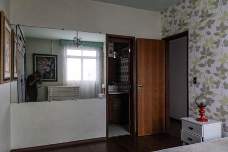 Apartamento à venda com 300m², 4 quartos e 2 vagasSuíte 2
