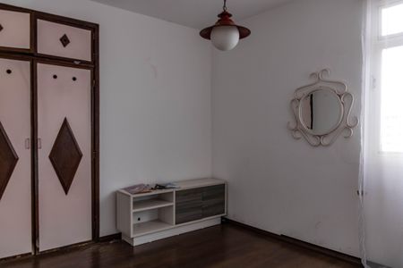 Apartamento à venda com 300m², 4 quartos e 2 vagasQuarto 1