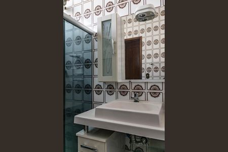 Apartamento à venda com 300m², 4 quartos e 2 vagasBanheiro da Suíte 1