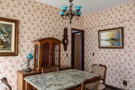 Apartamento à venda com 300m², 4 quartos e 2 vagasCopa