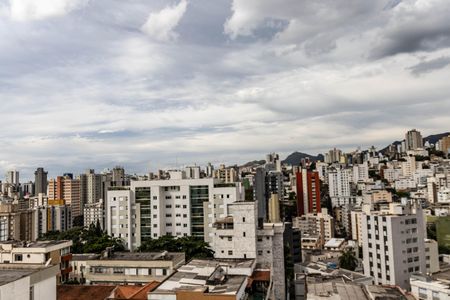 Apartamento à venda com 300m², 4 quartos e 2 vagasVista da Sacada