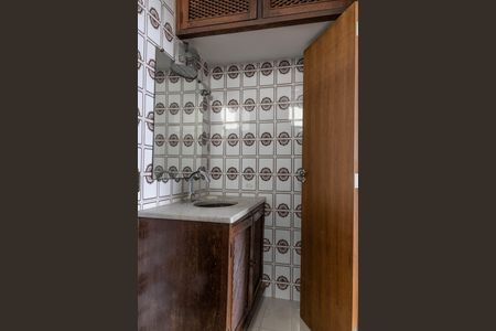 Apartamento à venda com 300m², 4 quartos e 2 vagasBanheiro da Suíte 2