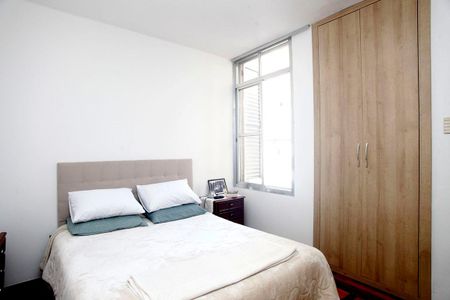 Apartamento à venda com 105m², 3 quartos e sem vagaQuarto 2