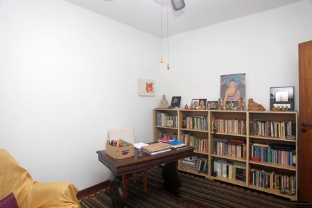 Apartamento à venda com 105m², 3 quartos e sem vagaQuarto 1