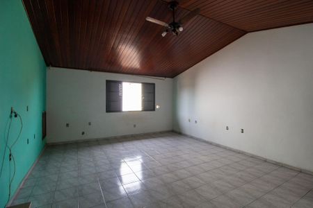 Casa para alugar com 200m², 3 quartos e 3 vagas Casa para alugar com 200m², 3 quartos e 3 vagasSuite 2