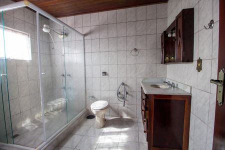 Casa para alugar com 200m², 3 quartos e 3 vagas Casa para alugar com 200m², 3 quartos e 3 vagasBanheiro da Suíte 2