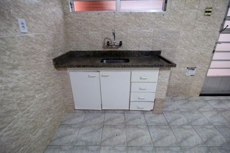 Casa para alugar com 200m², 3 quartos e 3 vagas Casa para alugar com 200m², 3 quartos e 3 vagasCozinha