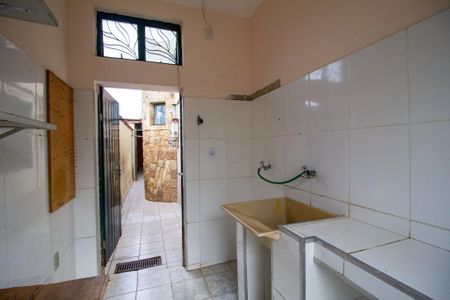 Casa para alugar com 200m², 3 quartos e 3 vagas Casa para alugar com 200m², 3 quartos e 3 vagasÁrea de Serviço