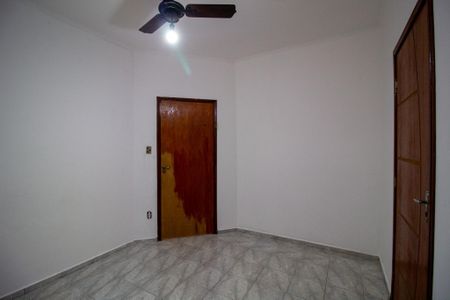 Casa para alugar com 200m², 3 quartos e 3 vagas Casa para alugar com 200m², 3 quartos e 3 vagasSuite 1