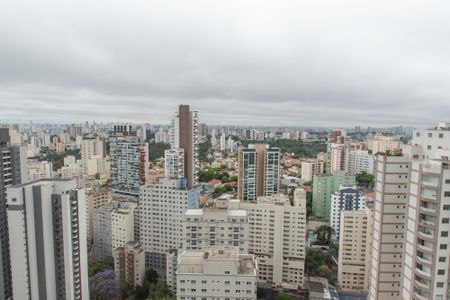 Apartamento à venda com 360m², 4 quartos e 6 vagasVista da suíte 3