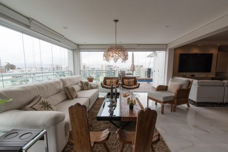 Apartamento à venda com 360m², 4 quartos e 6 vagasVaranda gourmet