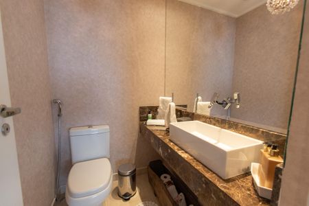 Apartamento à venda com 360m², 4 quartos e 6 vagasLavabo