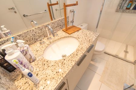 Apartamento à venda com 360m², 4 quartos e 6 vagasBanheiro da suíte 2