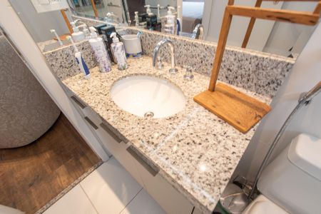 Apartamento à venda com 360m², 4 quartos e 6 vagasBanheiro da suíte 2