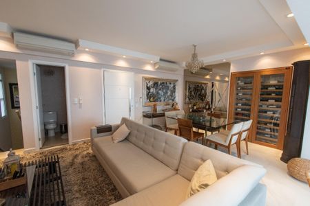 Apartamento à venda com 360m², 4 quartos e 6 vagasSala